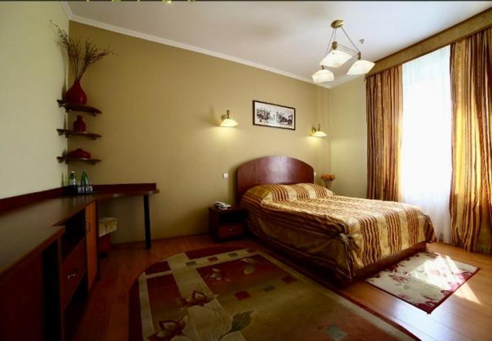 Hotel Соняхи Zimna Voda Exterior foto